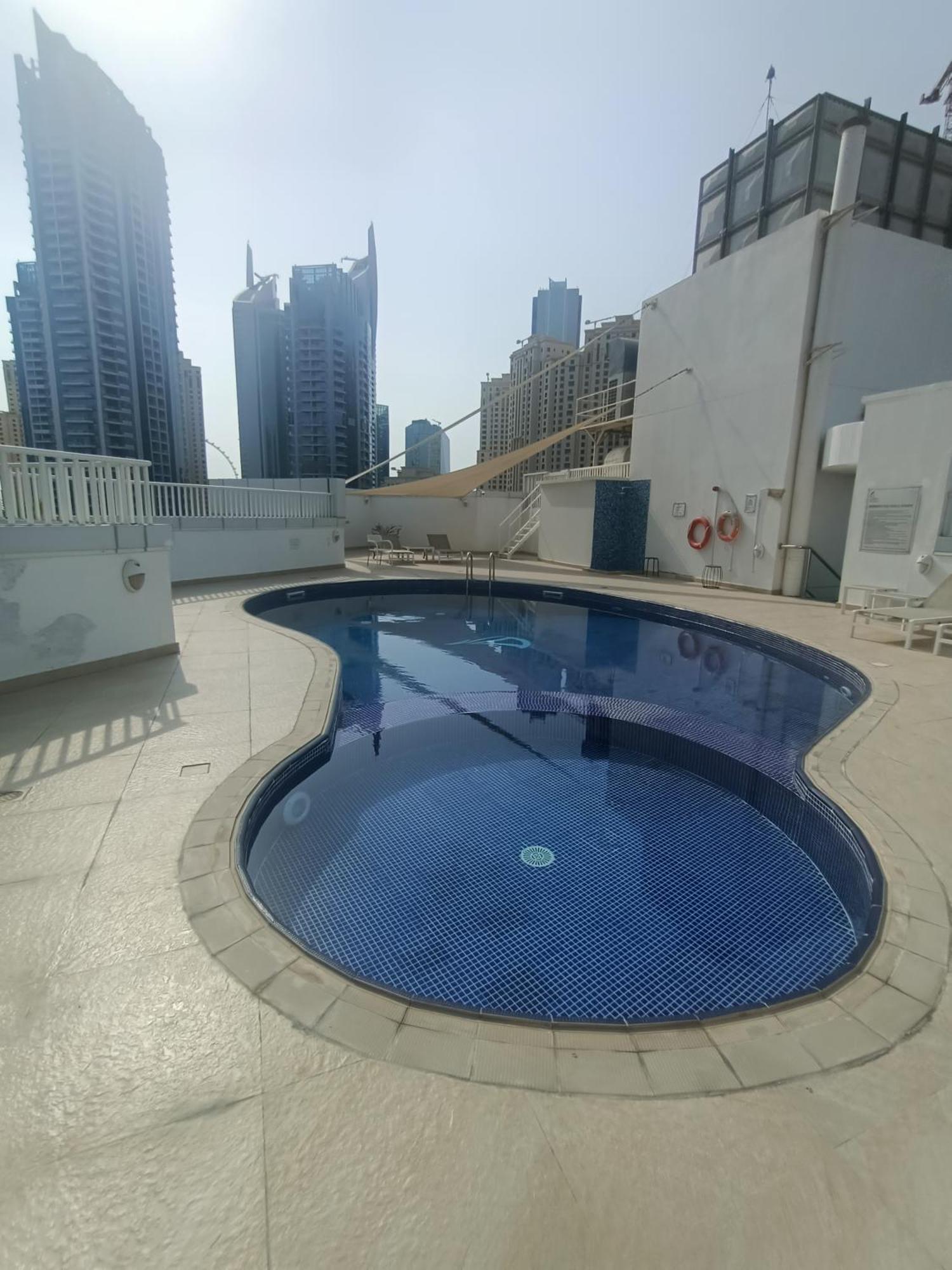 Relaxing 2Br Haven In Dubai Marina Perfect Location & Amenities Lägenhet Exteriör bild
