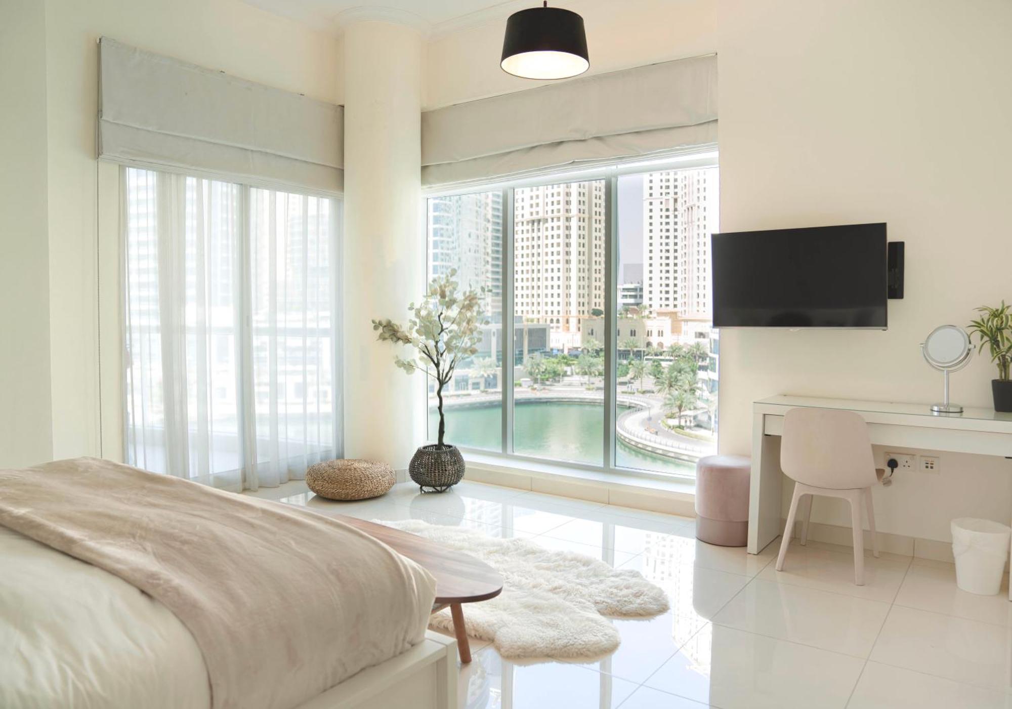 Relaxing 2Br Haven In Dubai Marina Perfect Location & Amenities Lägenhet Exteriör bild